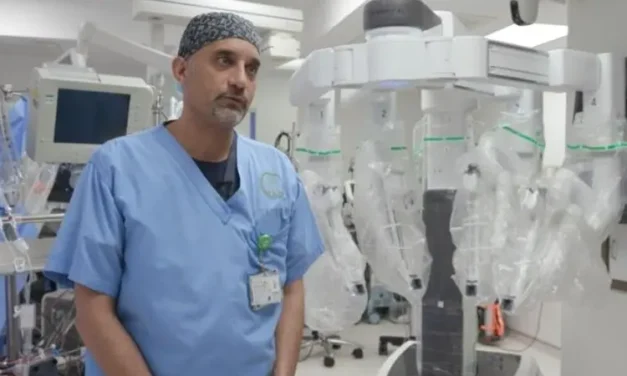 Saudi Surgeon performed World’s First Fully Robotic Heart Transplant